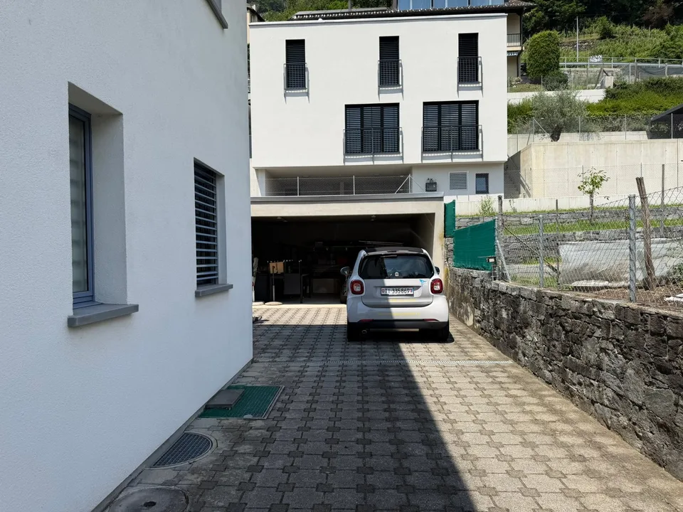 Villa bifamiliare dalle dimensioni generose