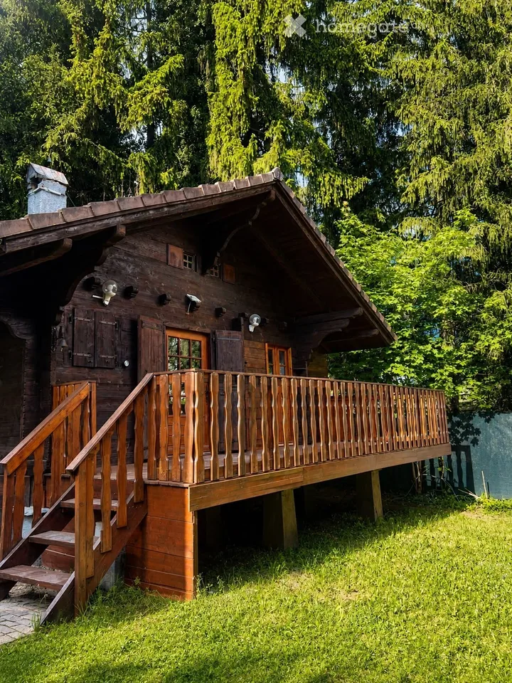 Rare opportunité - Chalet à vendre rénové à Lausanne