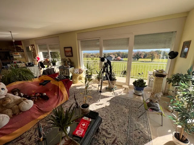 Einfamilienhaus in Barterzahlung bei Nyon mit Panoramablick auf den See