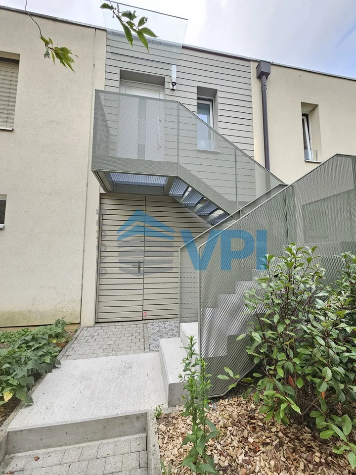Magnifique 1.5 pièces duplex situé à Plan-les-Ouates