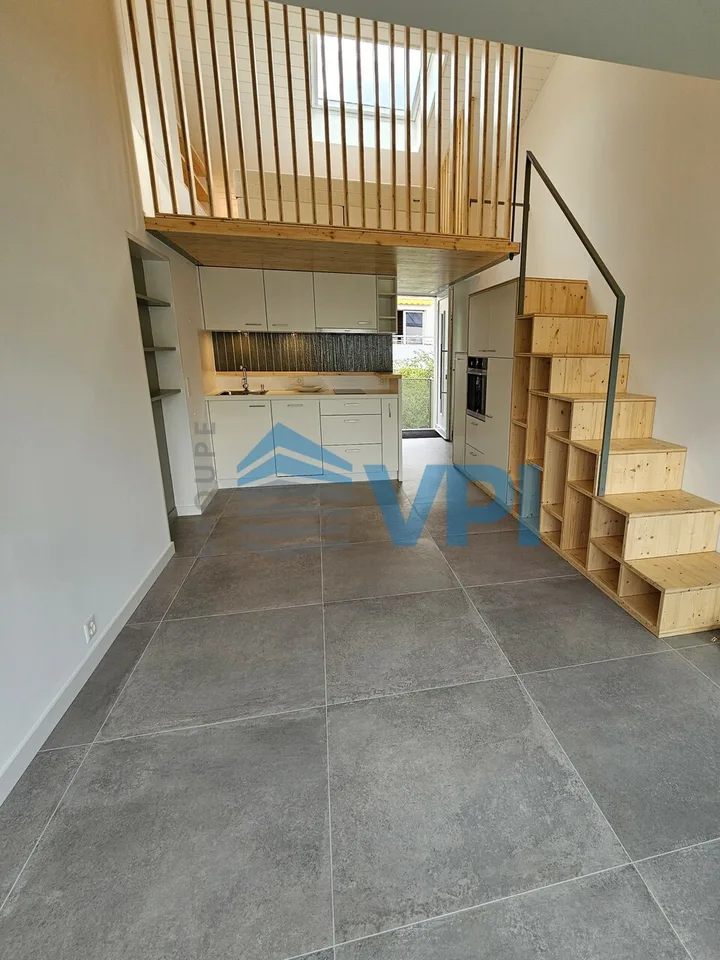 Magnifique 1.5 pièces duplex situé à Plan-les-Ouates