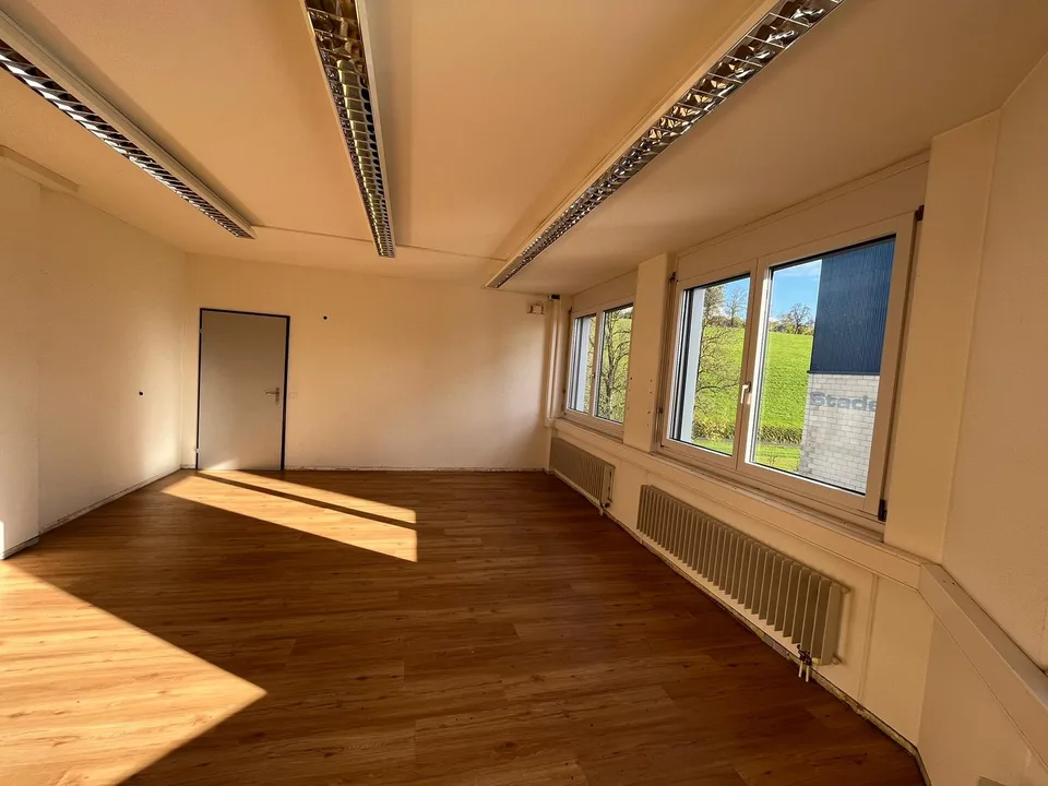 Schöne & Zentrale Bürofläche zu Vermieten – Foto 6 von 11