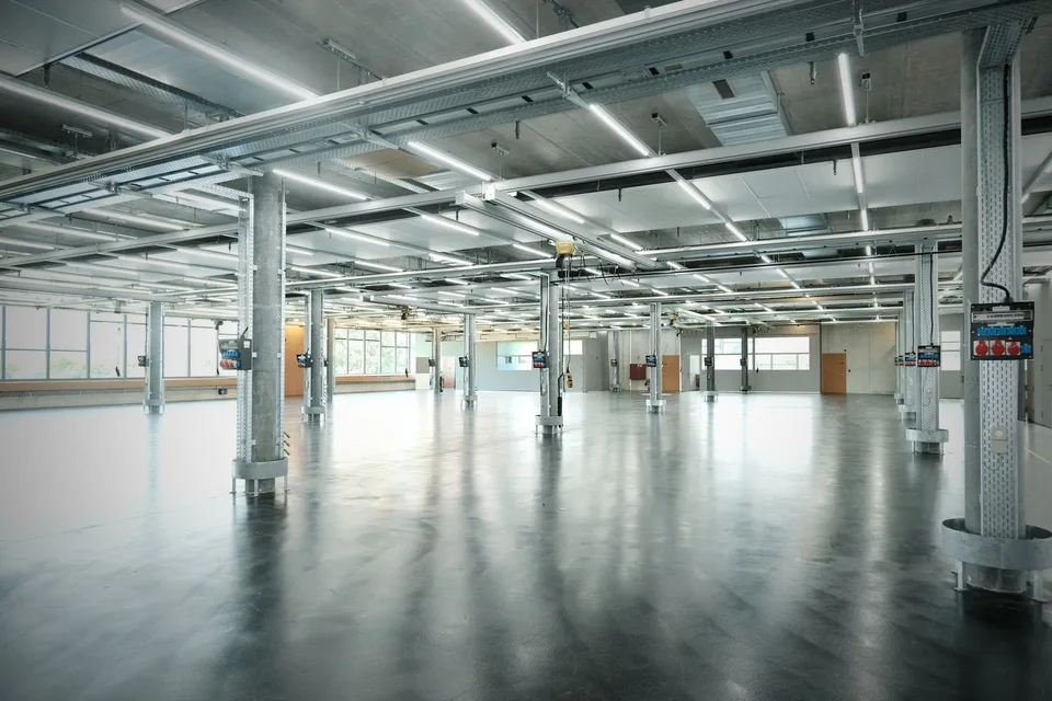 Moderne Produktionsflächen mit vielseitigen Nutzungsmöglichkeiten in Risch-Rotkreuz