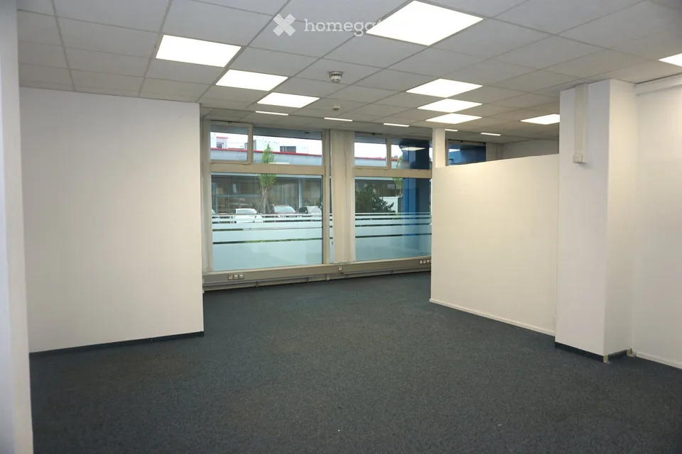 Gewerbe/Büroflächen mit Schaufenster zu erschwinglichen preisen