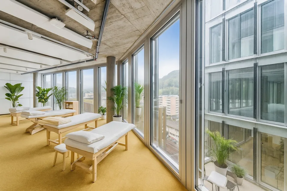 Top ausgebaute Praxis-/Therapieflächen im Greencity, Zürich