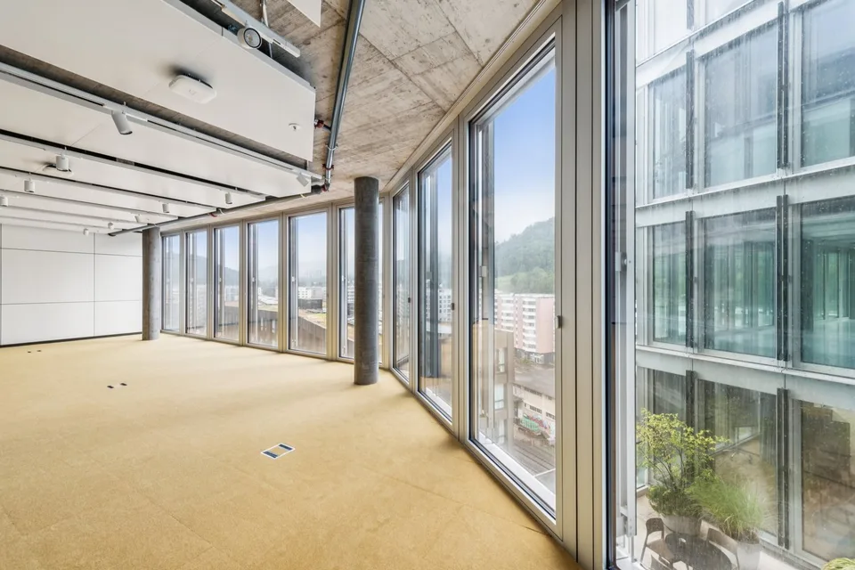 Top ausgebaute Praxis-/Therapieflächen im Greencity, Zürich