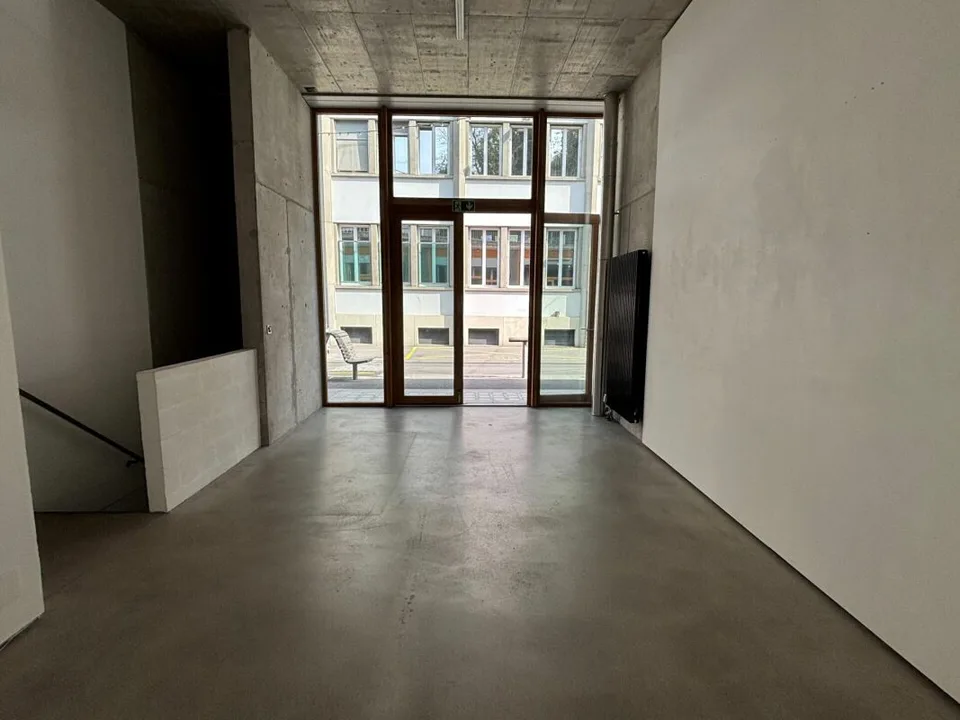 Kommerzielle Arcade von 75 m2 im Stadtzentrum