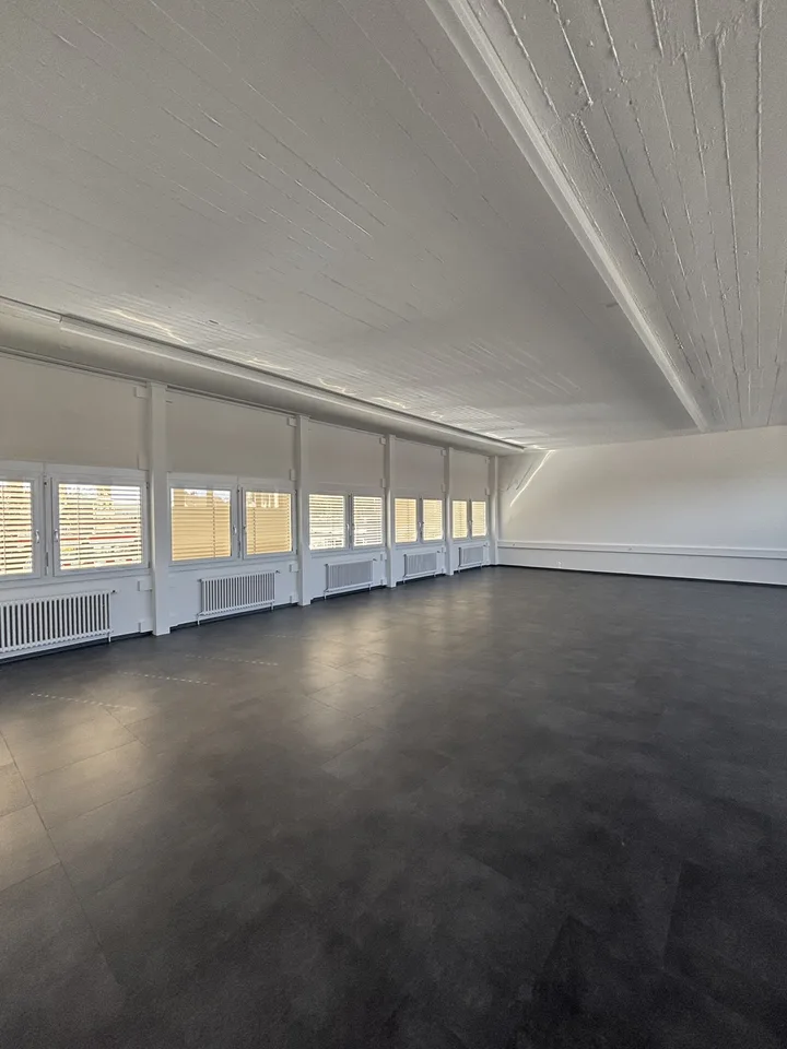 Neu saniert! Gewerbe an attraktiver Lage