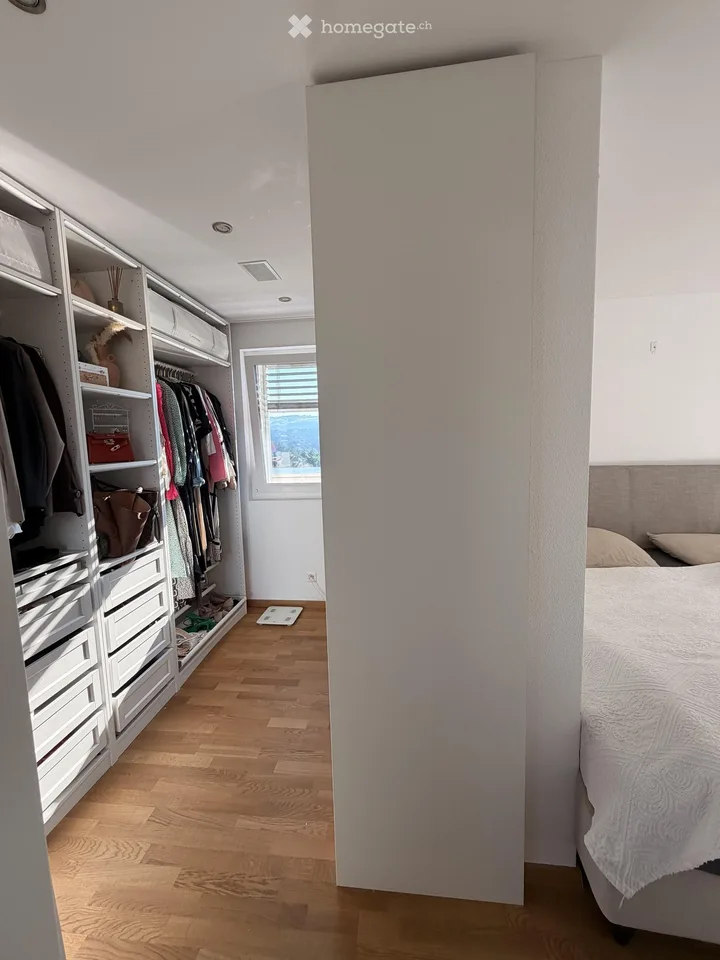 Exklusive 4.5-Zimmer-Attikawohnung mit grosser Sonnenterrasse