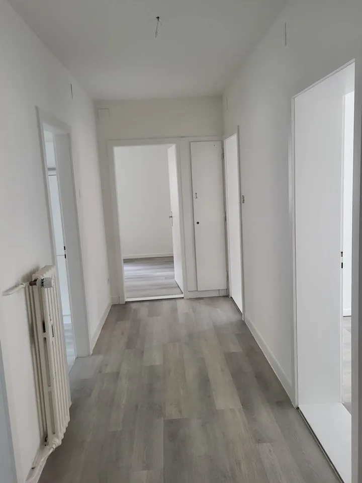 Wunderschöne 4.5-Zimmer-Wohnung in Saint-Imier renoviert