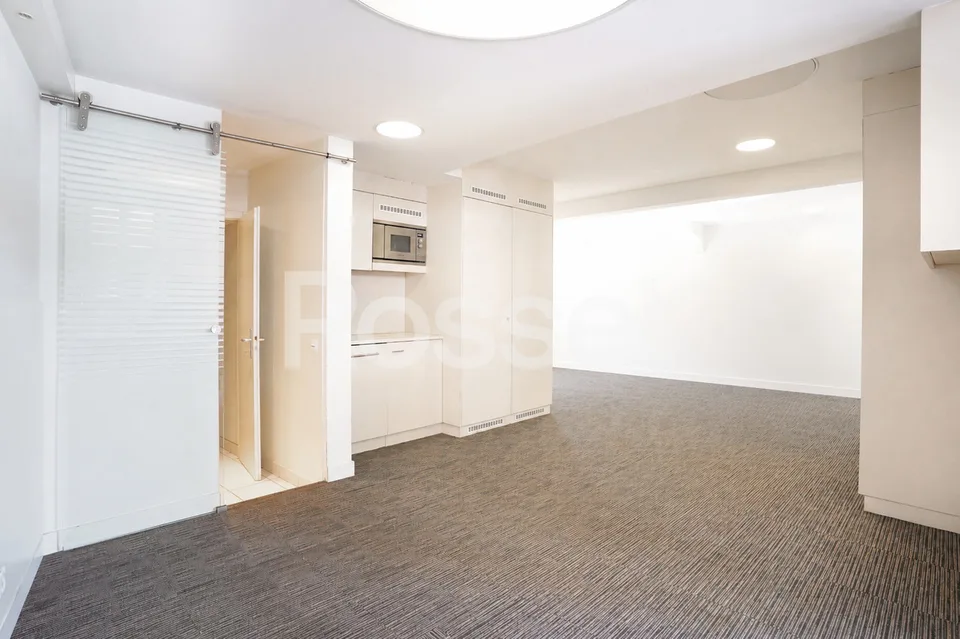 Belle arcade d'env. 80m²