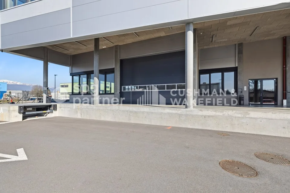 Métiers Vernier -  Regroupez vos activités sur un seul étage de 1500 m²