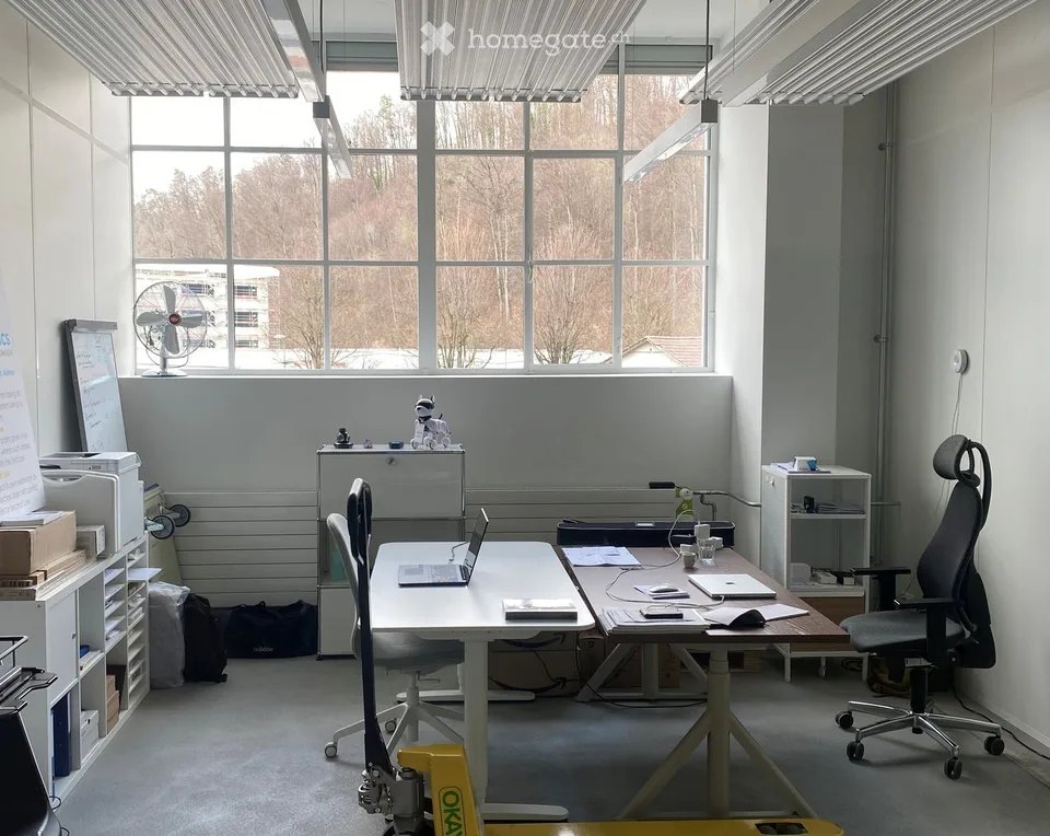 Spazio ufficio pronto per l'occupazione vicino a Berna – 250 a 432 m², flessibile e servito