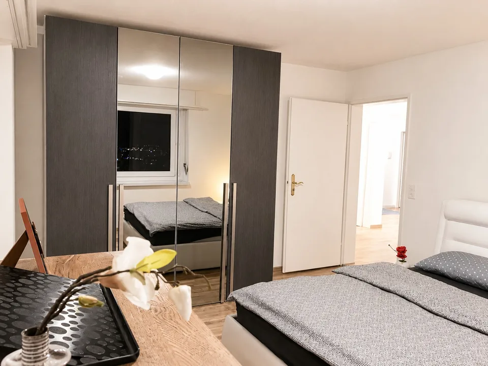 3,5-Zimmer-Wohnung voll möbliert in Glattbrugg – Nahe Flughafen Zürich & Geschäftszentren
