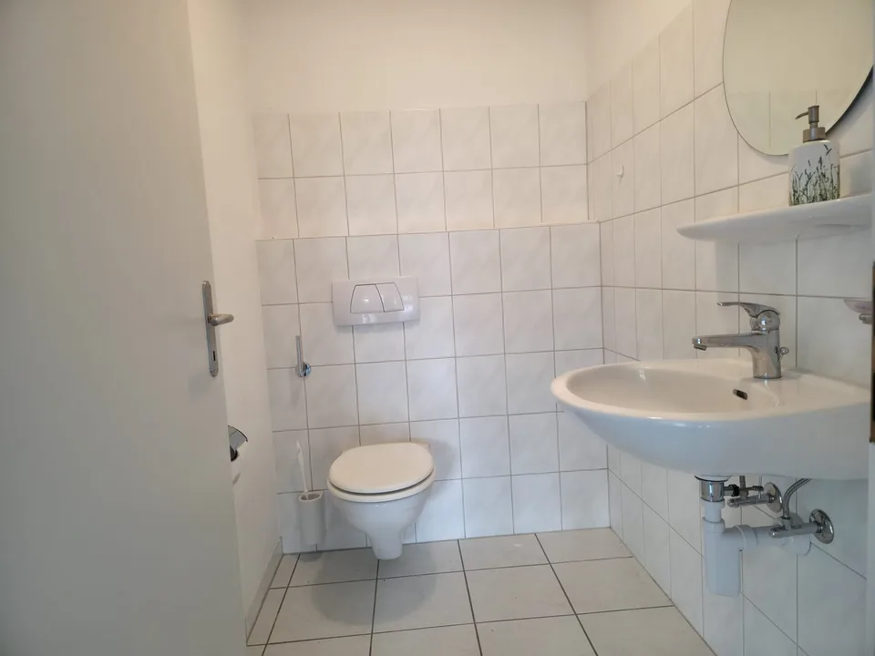 Espace commercial attractif avec accessibilité optimale et disposition de pièces flexible – photo 6 sur 6