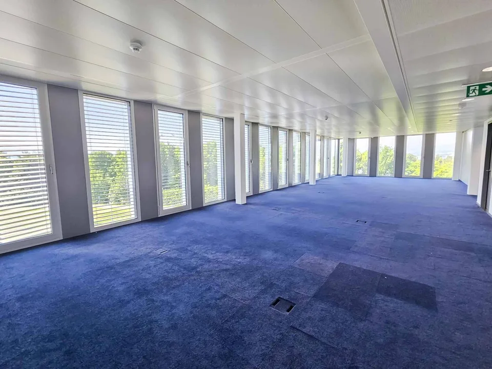 In affitto: Spazio amministrativo moderno e luminoso di 424 m², a due passi da UNIL e EPFL