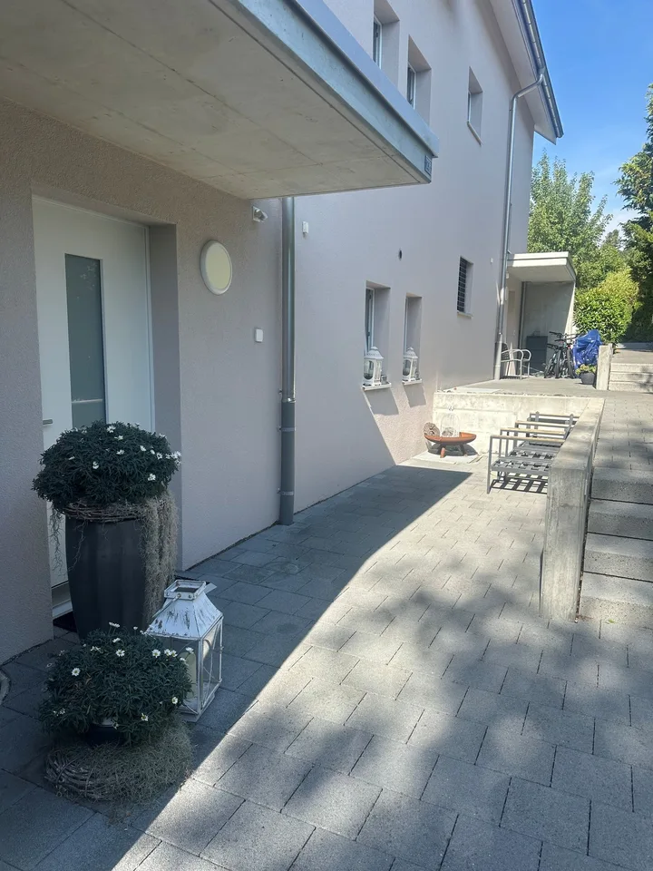 Maison de rang moderne de 5,5 pièces à Oberentfelden