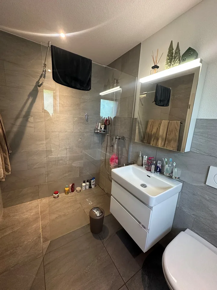 Maison de rang moderne de 5,5 pièces à Oberentfelden