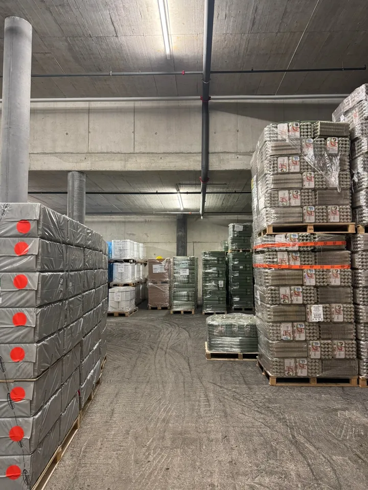 Attraktive Lagerhalle / Trockenlager in Kloten