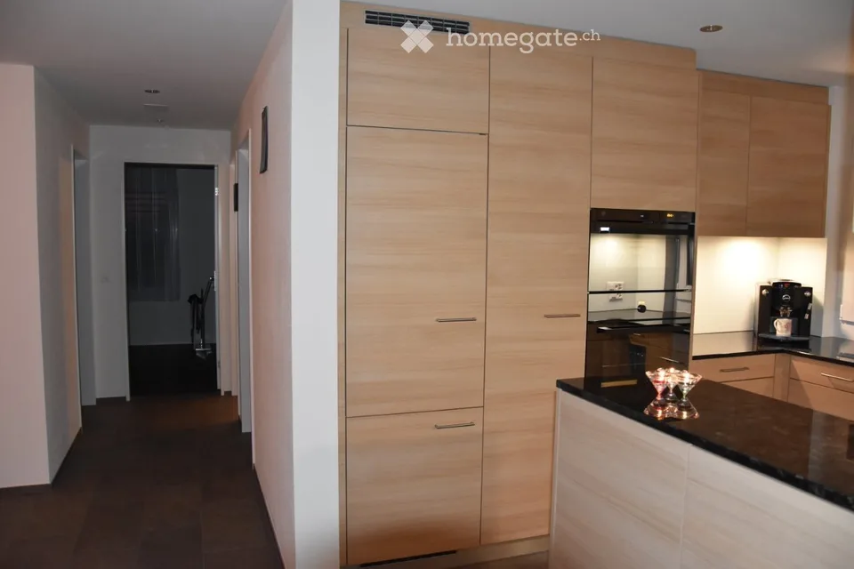 Appartement lumineux 4.5 pièces près de la zone de détente à Wangen SZ