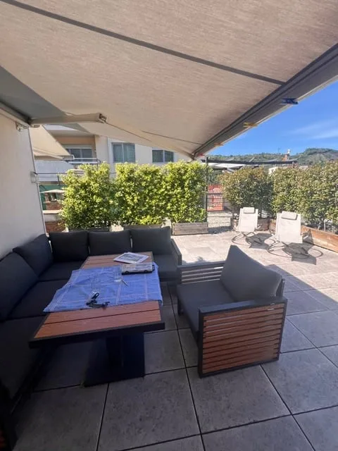 Dachwohnung mit Traumterrasse im Herzen von Chiasso
