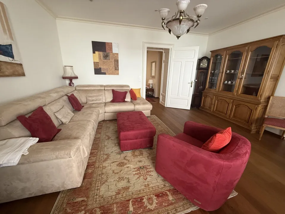 Magnificent 3.5-Zimmer-Wohnung mit möbliertem Panoramablick auf den See in Territet