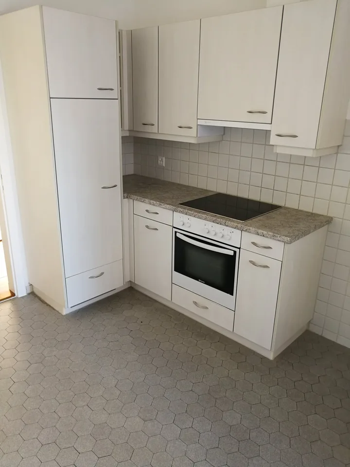 Appartamento di 3,5 locali al 2° piano con balcone 15.07.2026