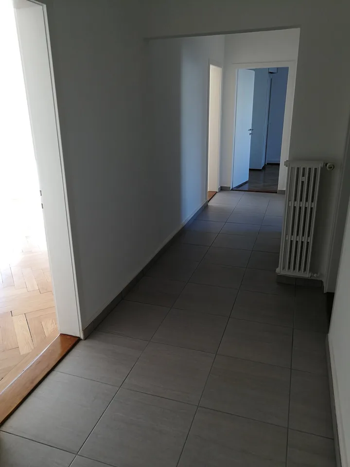 Appartamento di 3,5 locali al 2° piano con balcone 15.07.2026