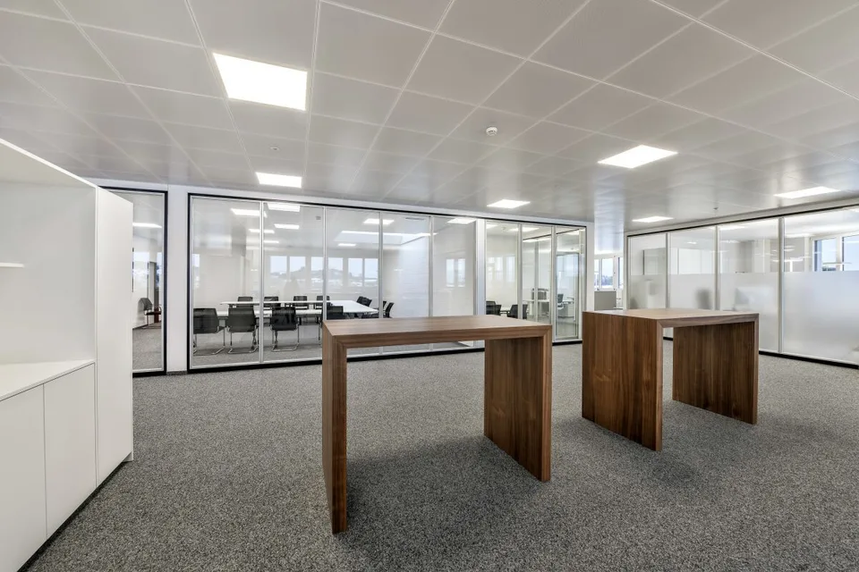 Co-Working Arbeitsplätze - Sitzungszimmer – Schulungsraum – Foto 6 von 9