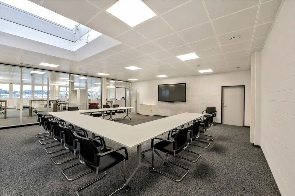 Co-Working Arbeitsplätze - Sitzungszimmer – Schulungsraum – Foto 9 von 9