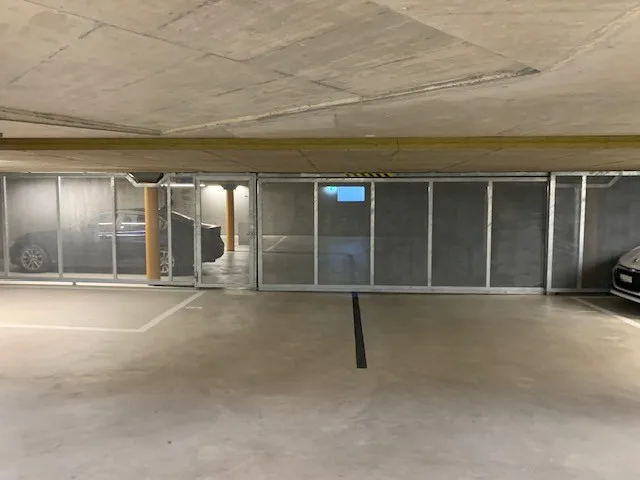 Place de parking près de l'hôpital cantonal de Baar
