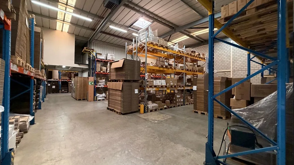 Spazio di stoccaggio centrale in affitto nella zona industriale di Burgdorf – foto 11 di 13