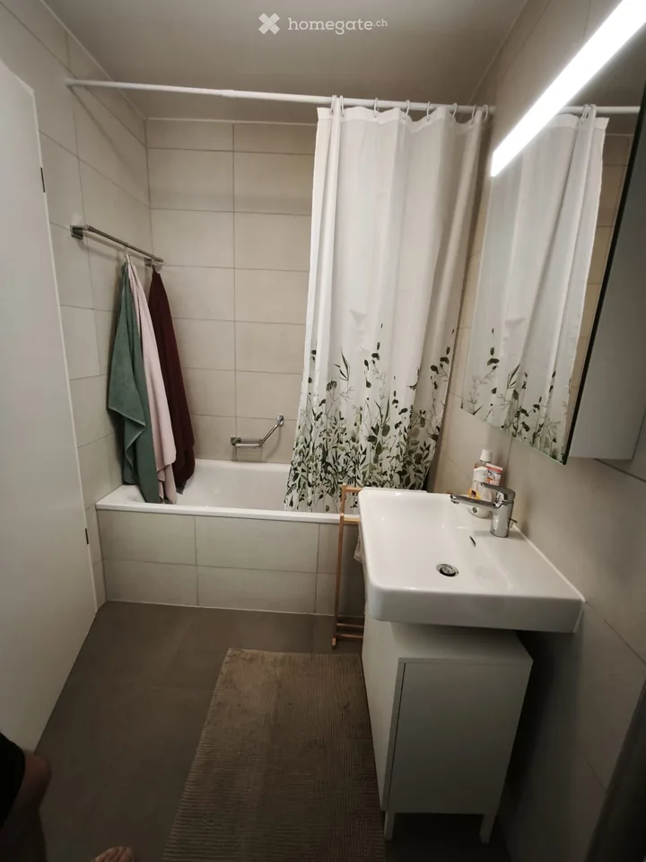 REPRISE DE BAIL / LEASE TAKEOVER  RENENS- Appartement