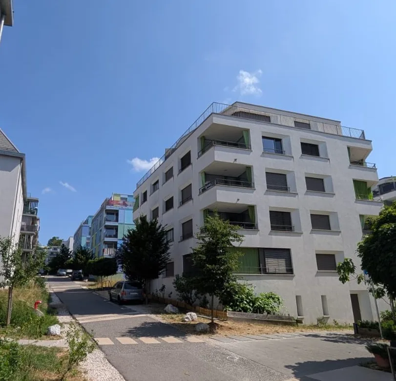 Appartement spacieux en attique de 4.5 pièces