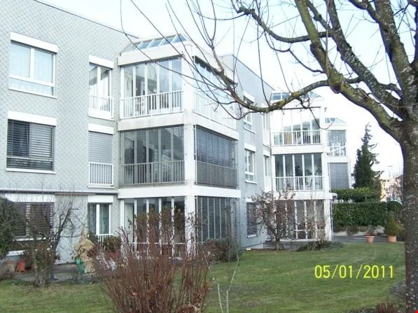 *L'appartement 2 minutes * Wintergarten * Appartement de propriété de classe exceptionnelle à louer ! *