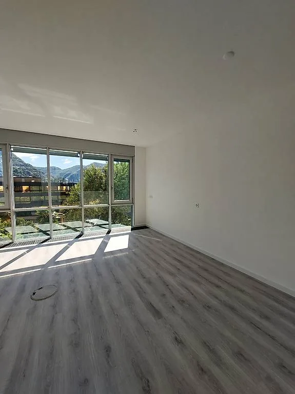 Büro mit 6 Räumen, geräumig und hell