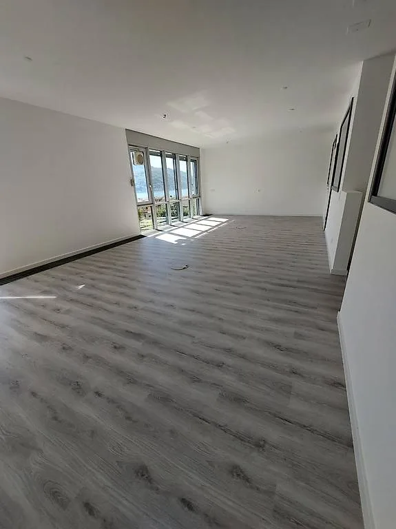 Büro mit 6 Räumen, geräumig und hell