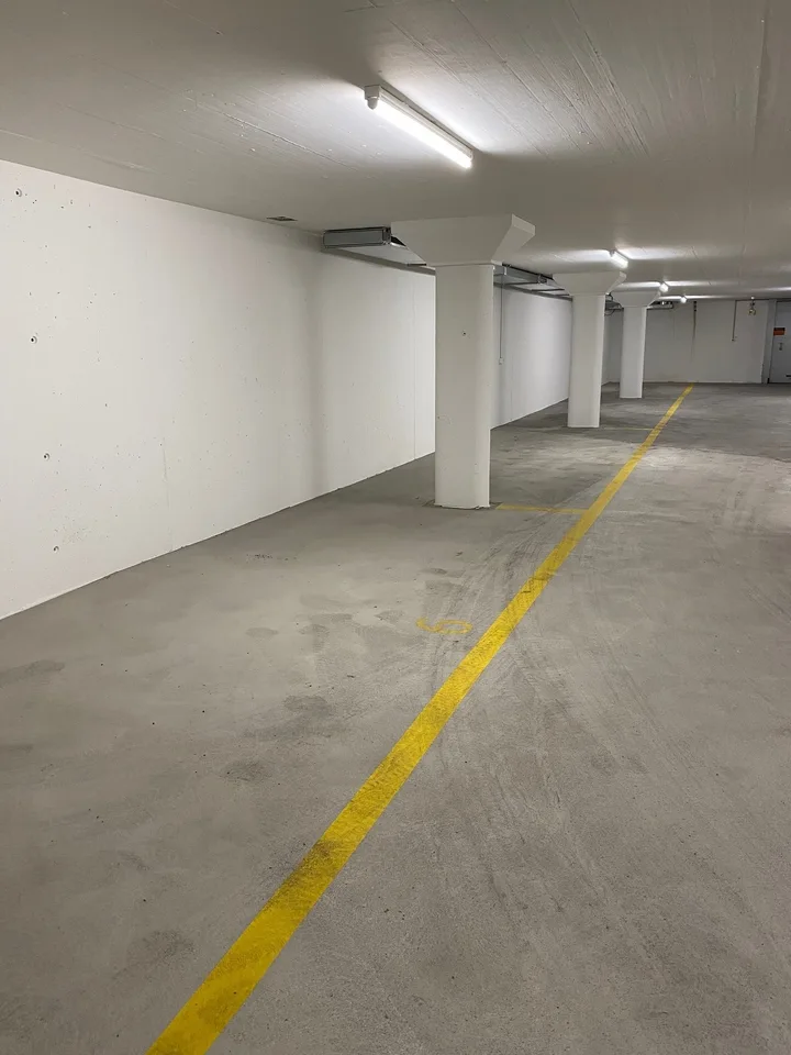 Tiefgaragenplatz im Zentrum Dietikon
