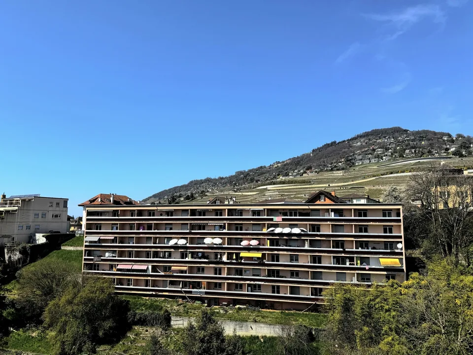 Individual garage close to city center
