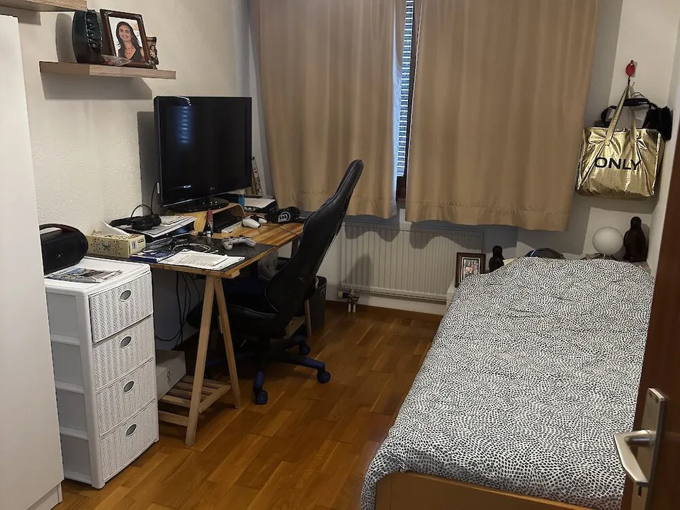 4.5 Zimmerwohnung im 1. Stock in Givisiez – Foto 6 von 10