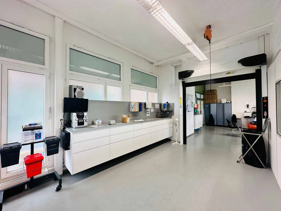 Industria, Uffici - 700 m2 - Bussigny-près-Lausanne