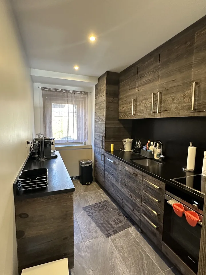 Schönes 4,5-Zimmer-Duplex in der Nähe des Zentrums – Foto 6 von 8