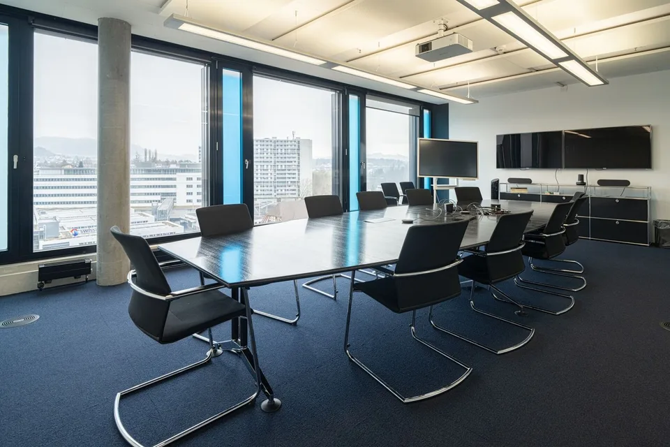 Cercasi subaffittuario: Spazio ufficio flessibile 239 m² a Worblaufen