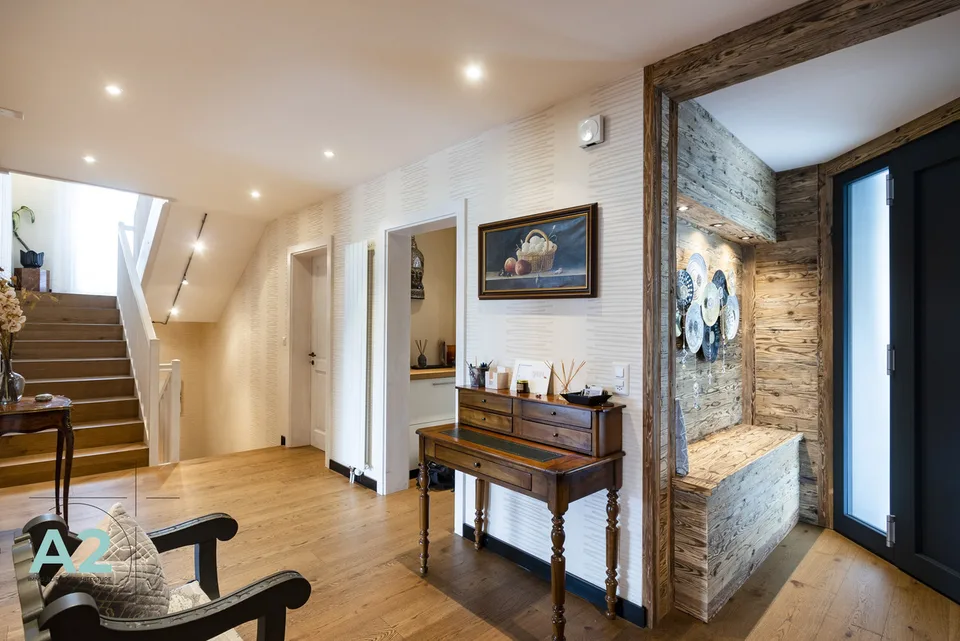 Chalet de standing de 9 pièces avec piscine extérieur et sauna