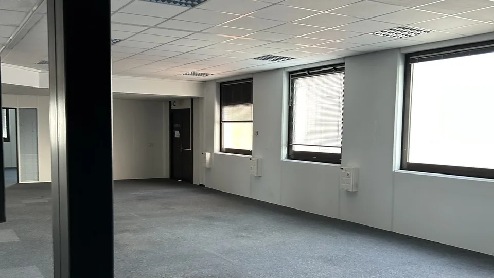 Surfaces mixtes à louer - Satigny - Dès 200 m2 – photo 6 sur 10