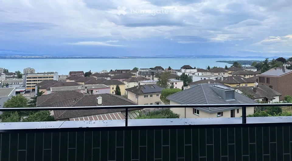 Super Attico con vista sul lago