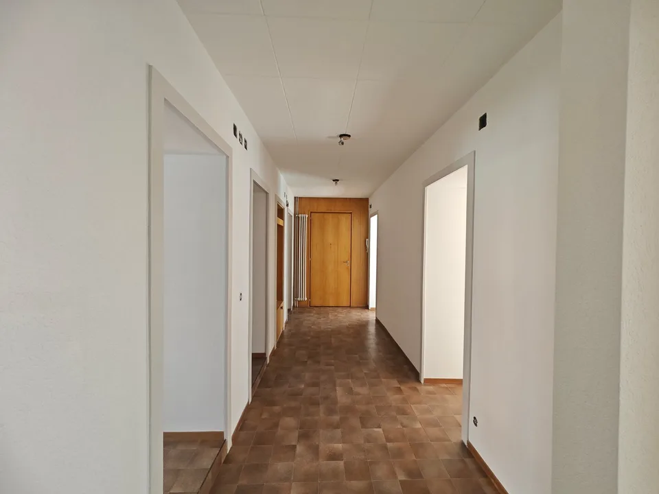 AIROLO - 4,5-Zimmer-Wohnung nahe FFS-Bahnhof