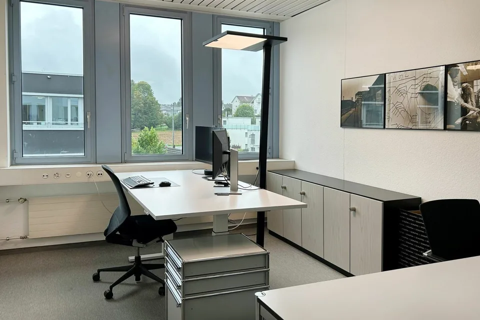 Bürofläche mit Küchenzeile an verkehrsgünstiger Lage