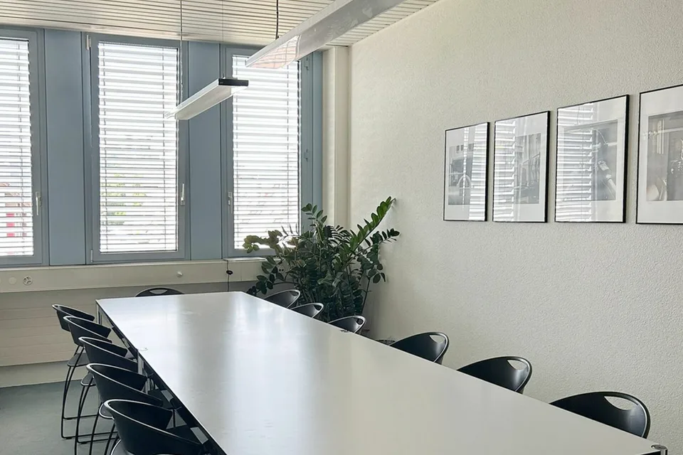 Bürofläche mit Küchenzeile an verkehrsgünstiger Lage