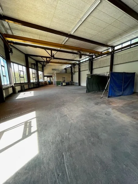 Local commercial de 360 m² rénové à St-Imier